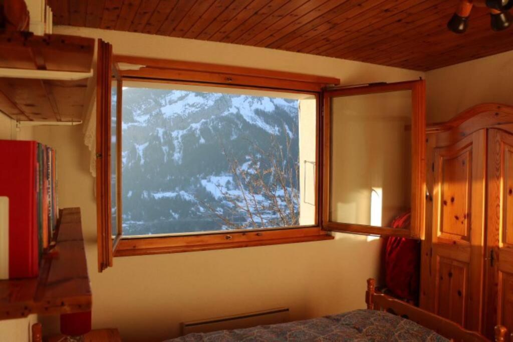 Gemuetliche Wohnung Mit Traumaussicht! Albinen Exterior photo
